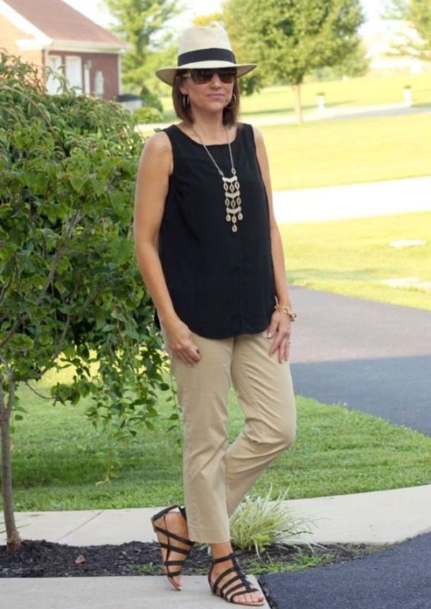 Casual Weekend Outfits For Women Over 40